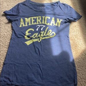 Women’s xs American eagle tshirt
